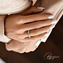 Load image into Gallery viewer, Devoted Crystal Bridal Ring Set