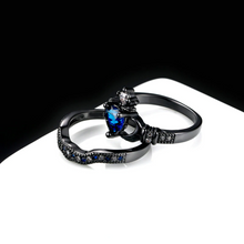Load image into Gallery viewer, Dark Crown Ring Set