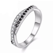 Load image into Gallery viewer, Mysterious Cubic Zirconia Ring